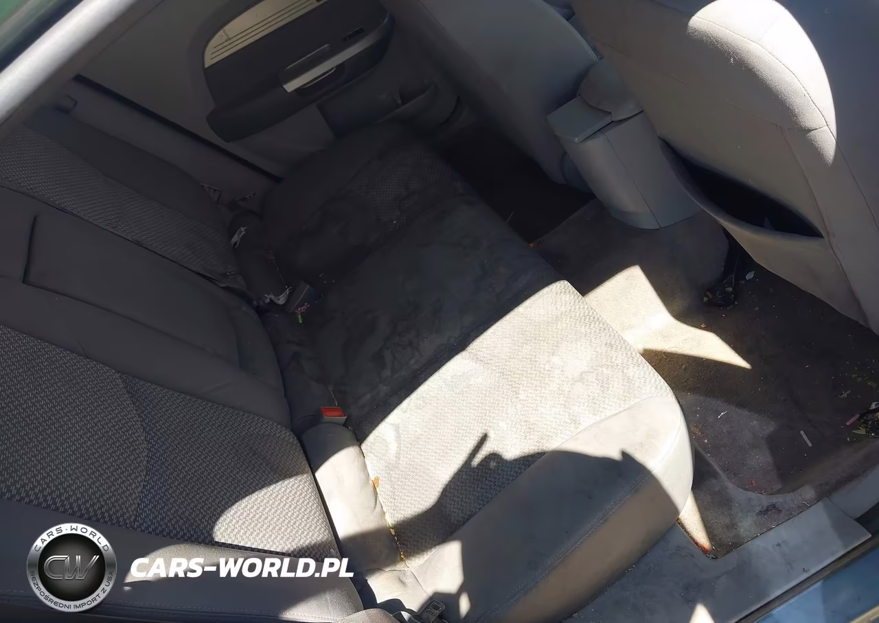 2007 Chrysler Sebring VIN:1C3LC46K07N557075 - 8