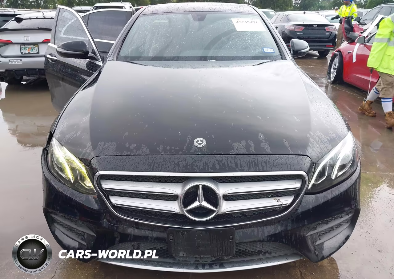 2018 Mercedes-Benz E 300 VIN:WDDZF4JB4JA310800 - 12