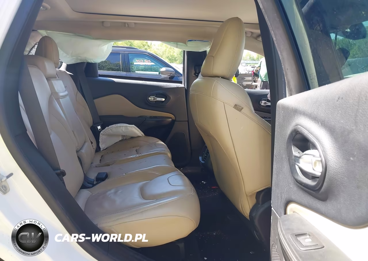 2016 Jeep Cherokee Limited VIN:1C4PJMDB8GW145244 - 8