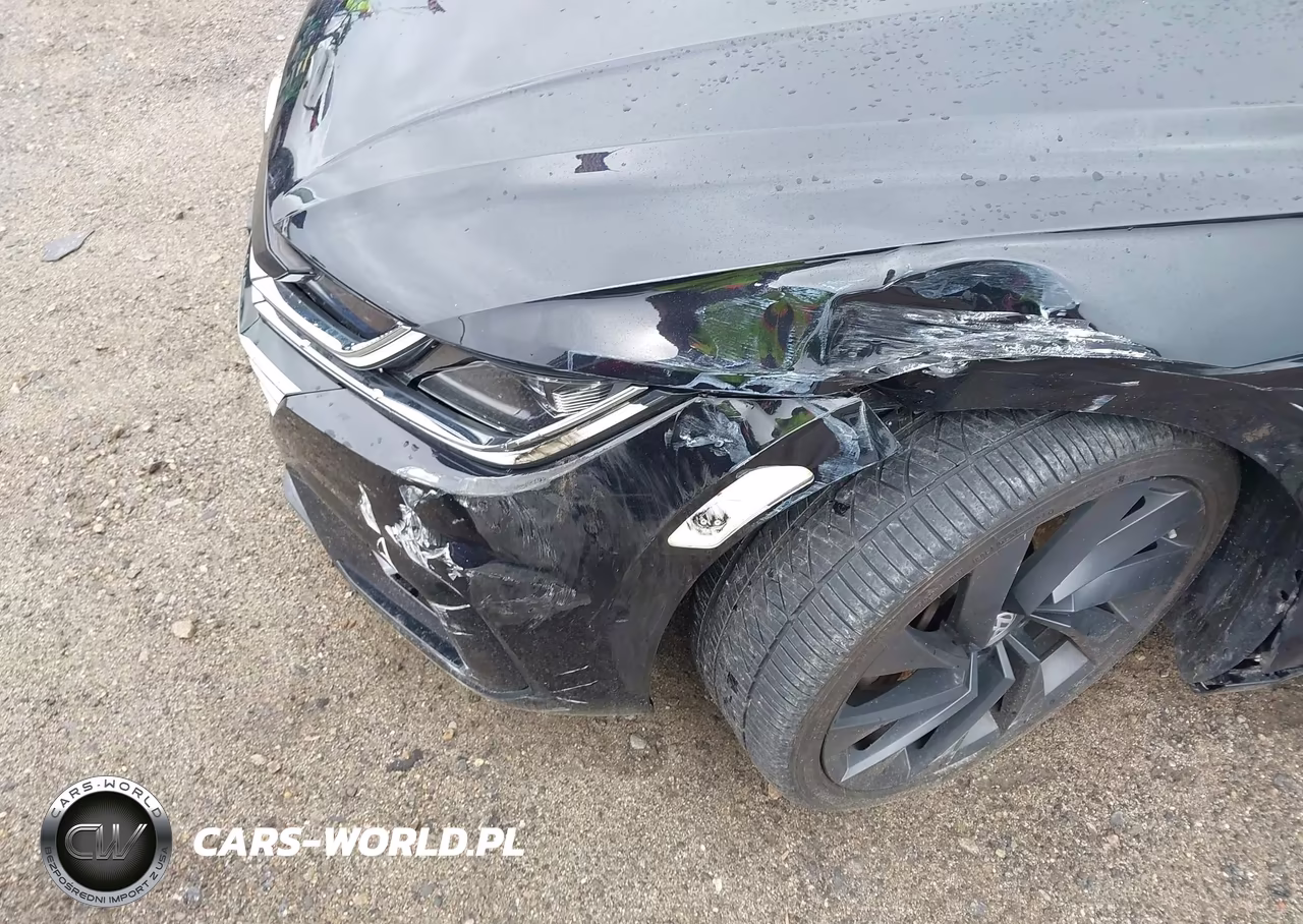 2019 Volkswagen Arteon 2.0T Se R-Line VIN:WVWFR7AN2KE027807 - 6