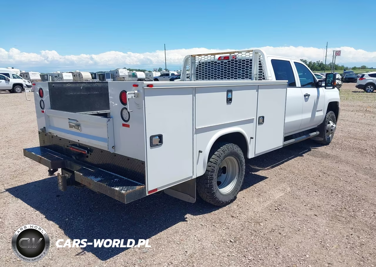 2018 Chevrolet Silverado 3500Hd Chassis Wt VIN:1GB4KYCY8JF206410 - 4