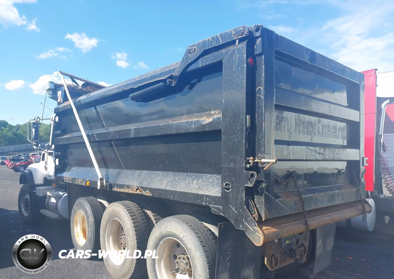 2006 Mack 700 Cv700 VIN:1M2AG11C86M023943 - 3