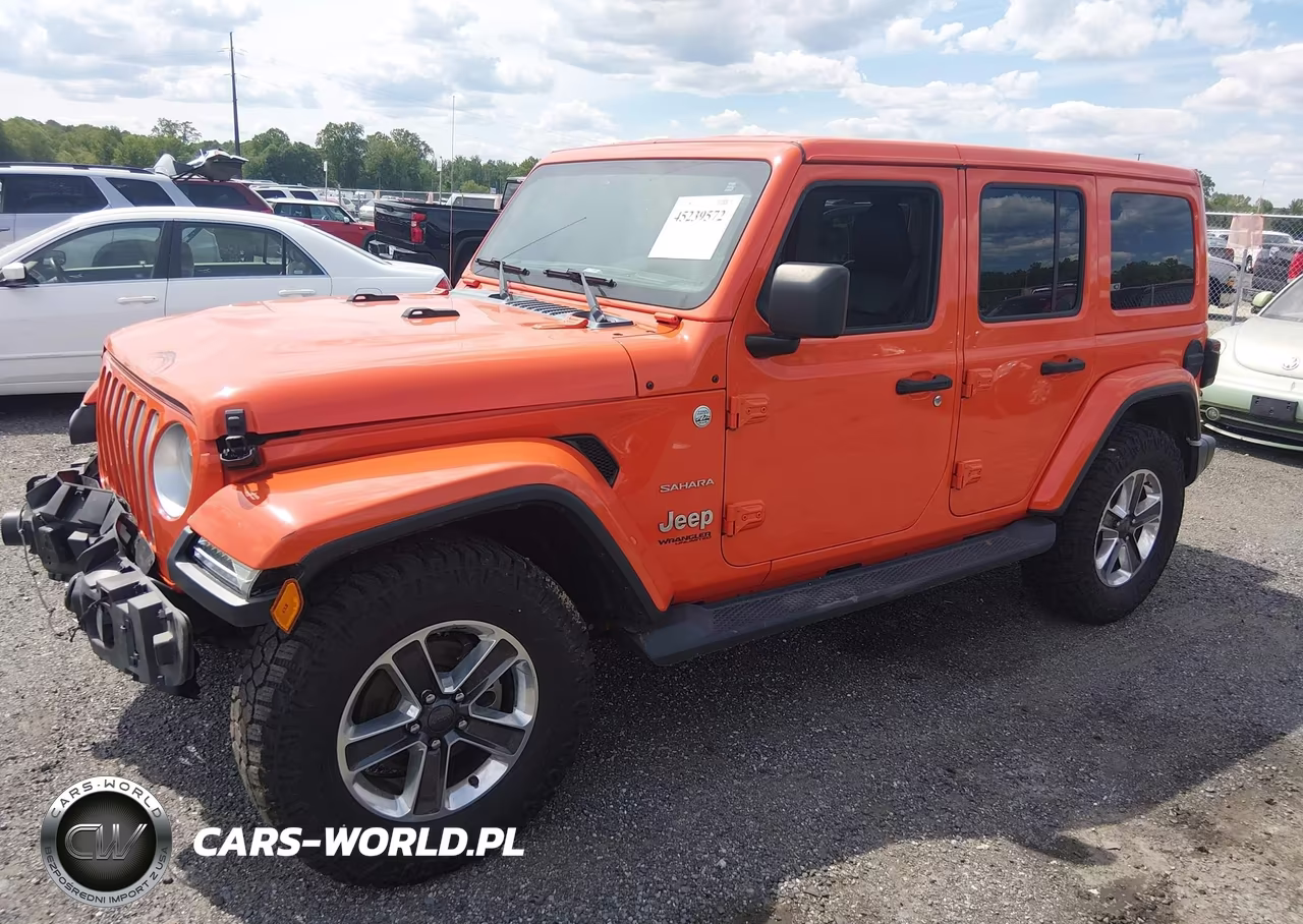 2019 Jeep Wrangler Unlimited Sahara 4X4 VIN:1C4HJXEN9KW522753 - 2