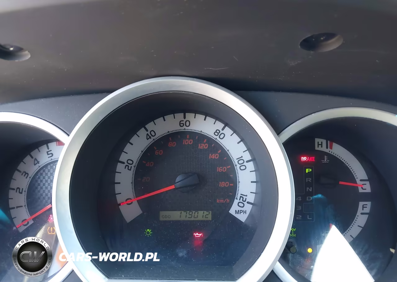 2015 Toyota Tacoma Base V6 VIN:3TMLU4EN6FM176134 - 7
