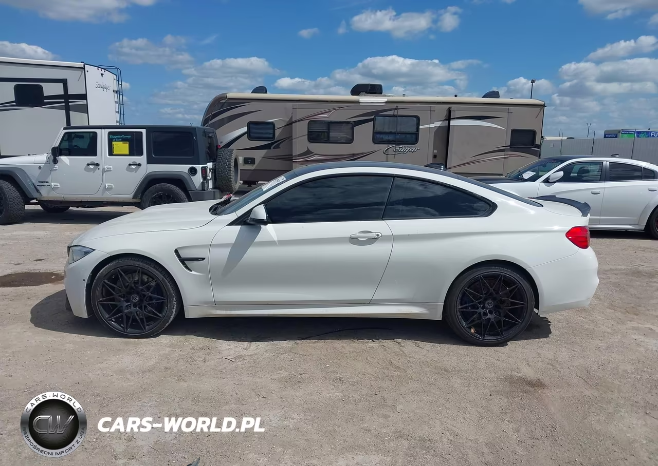 2017 BMW M4 VIN:WBS3R9C33HA014356 - 14