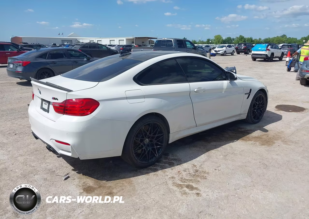2017 BMW M4 VIN:WBS3R9C33HA014356 - 4