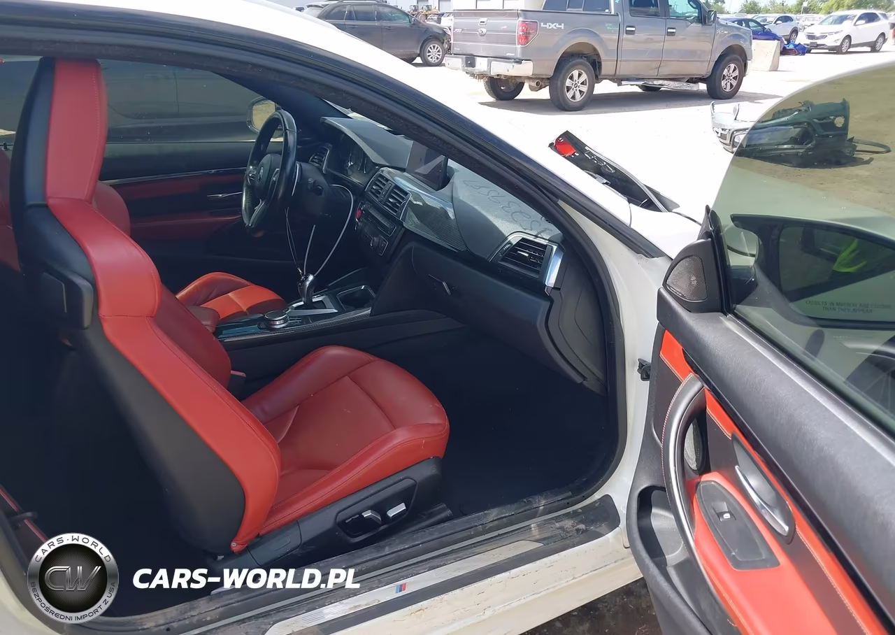 2017 BMW M4 VIN:WBS3R9C33HA014356 - 5