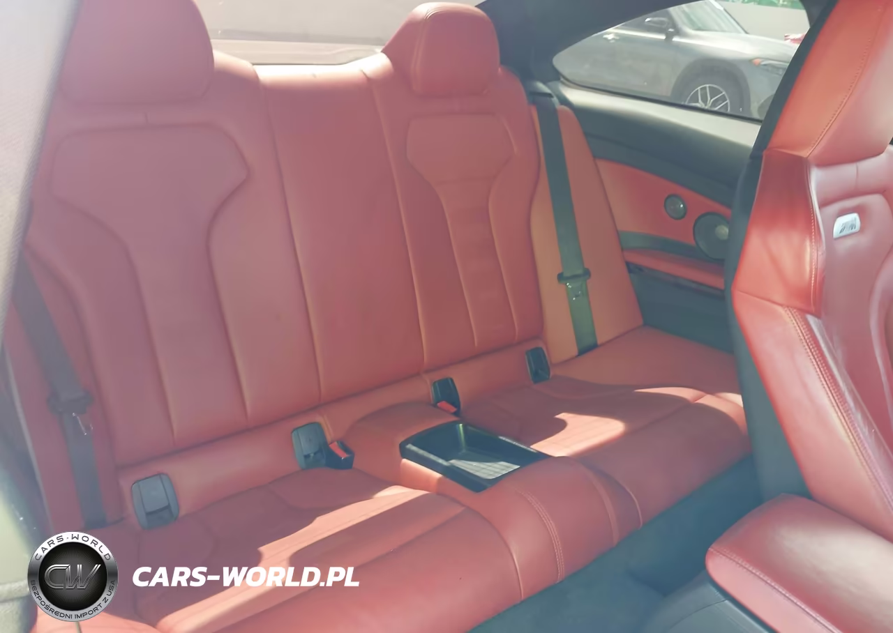2017 BMW M4 VIN:WBS3R9C33HA014356 - 8