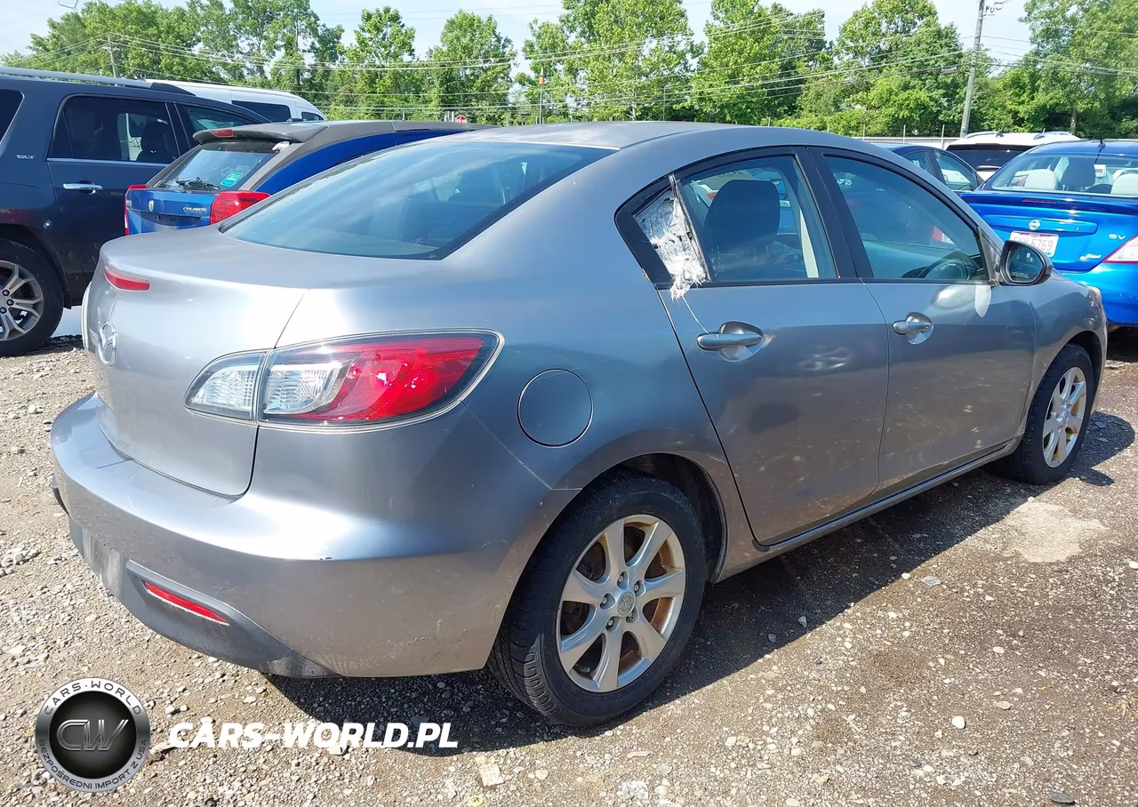 2010 Mazda Mazda3 I Touring VIN:JM1BL1SF0A1185301 - 4