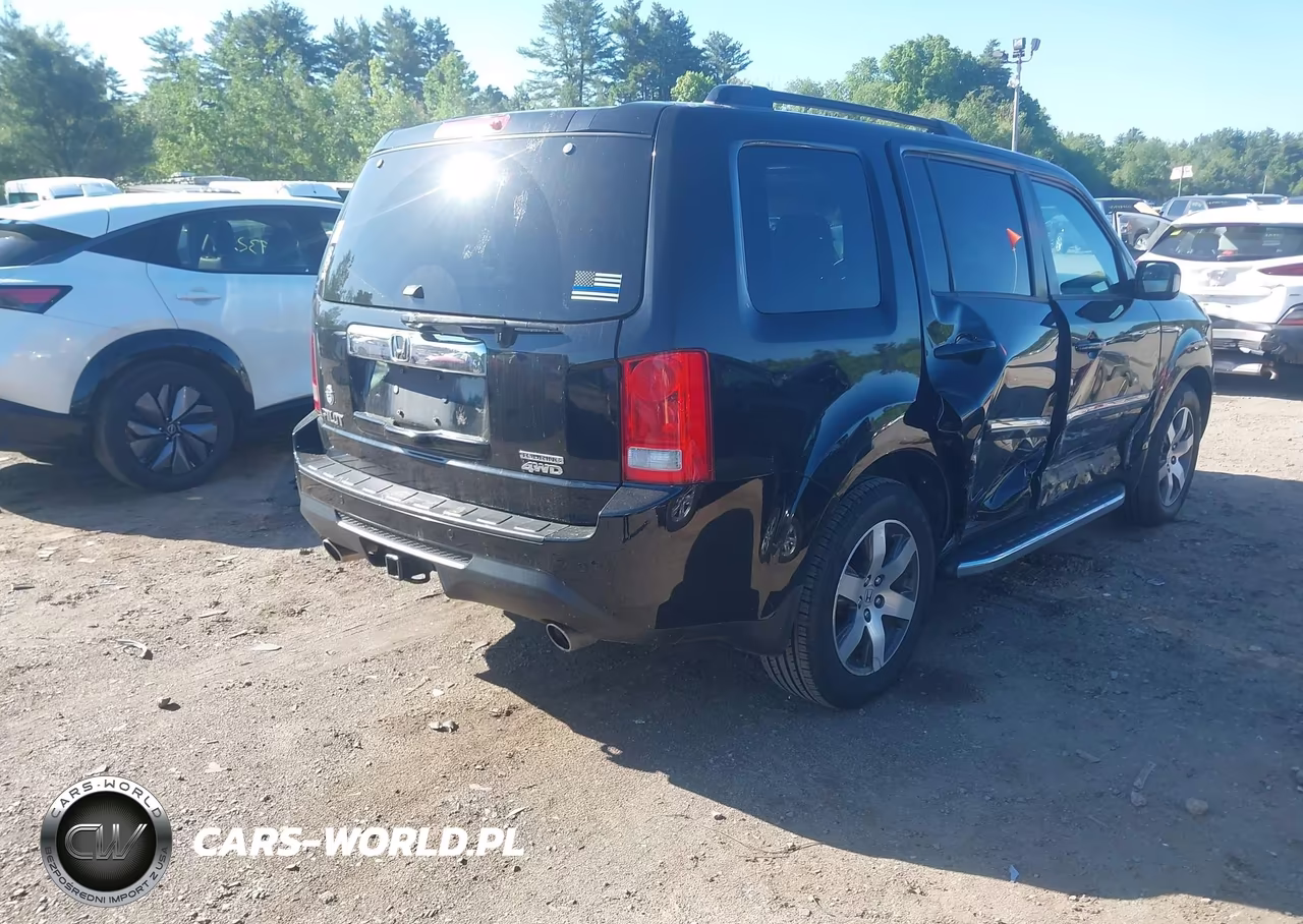 2013 Honda Pilot Touring VIN:5FNYF4H91DB008871 - 4