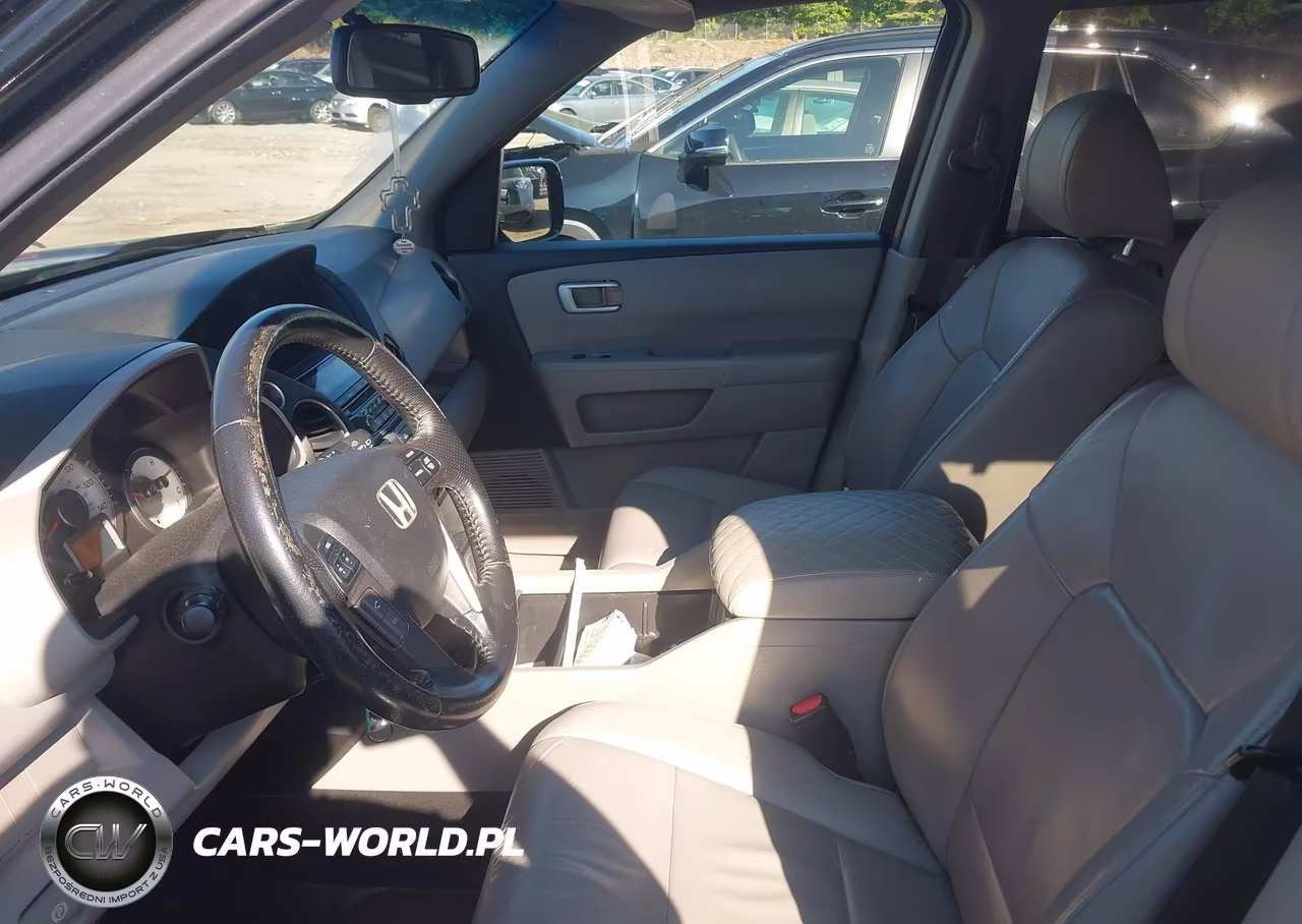 2013 Honda Pilot Touring VIN:5FNYF4H91DB008871 - 5