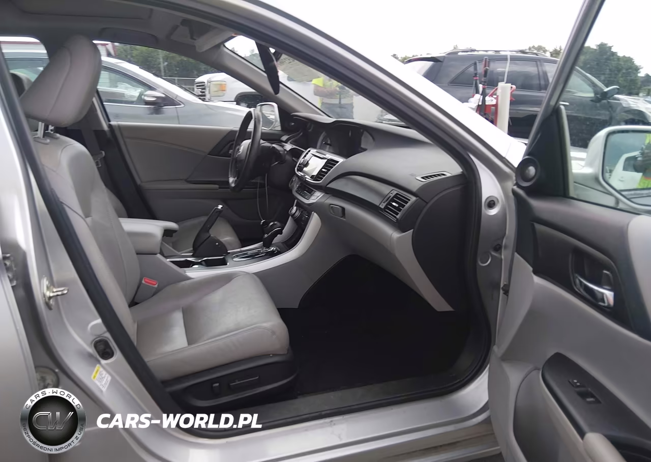 2015 Honda Accord Ex-L VIN:1HGCR2F84FA030702 - 5