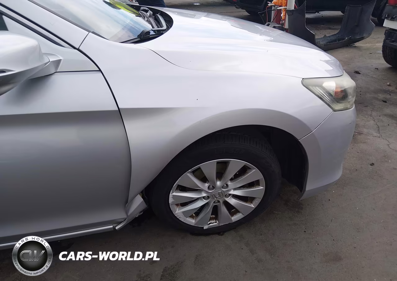 2015 Honda Accord Ex-L VIN:1HGCR2F84FA030702 - 6