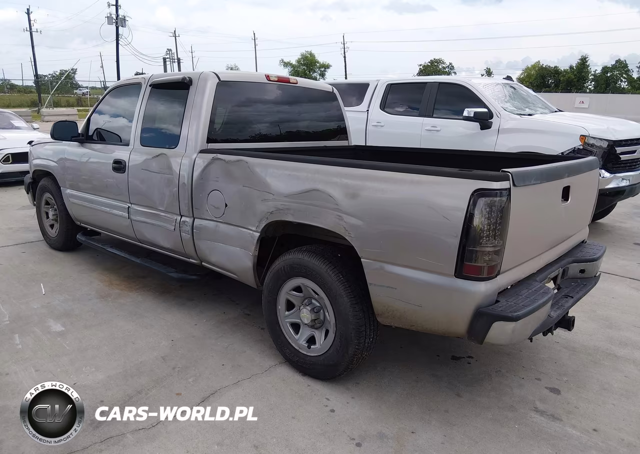 2005 Chevrolet Silverado 1500 Ls VIN:1GCEC19V85Z338248 - 3