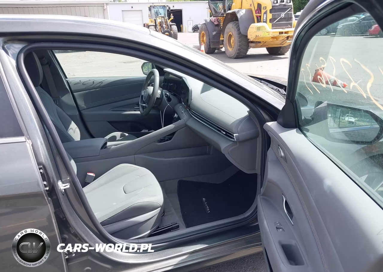 2024 Hyundai Elantra Sel VIN:KMHLS4DG8RU804408 - 5