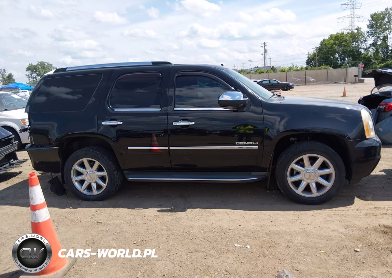 2011 GMC Yukon Denali VIN:1GKS2EEF3BR381228 - 13