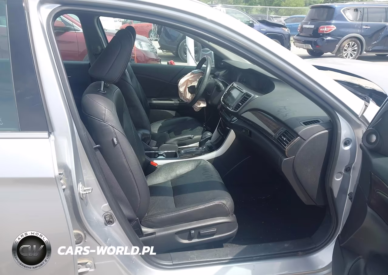2017 Honda Accord Ex-L V6 VIN:1HGCR3F84HA024634 - 5