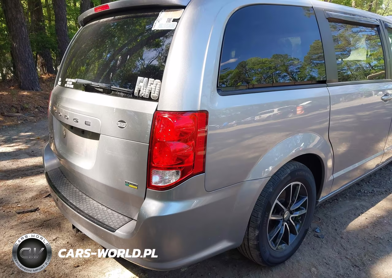 2018 Dodge Grand Caravan Se Plus VIN:2C4RDGBG5JR199147 - 6