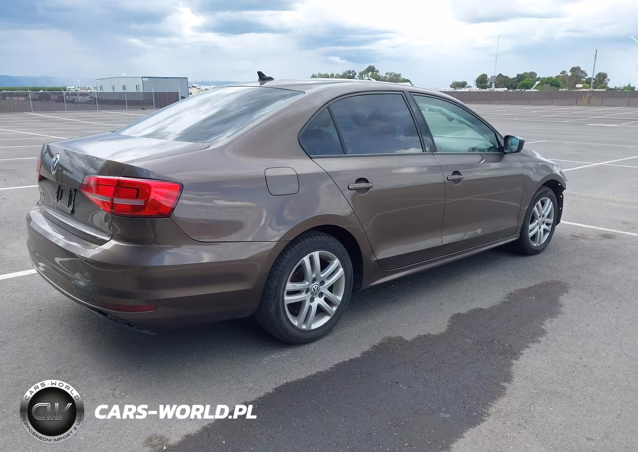 2015 Volkswagen Jetta 2.0L S VIN:3VW2K7AJ3FM241301 - 4
