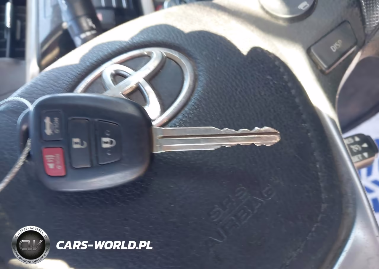 2014 Toyota Corolla Le VIN:5YFBURHE0EP067843 - 11