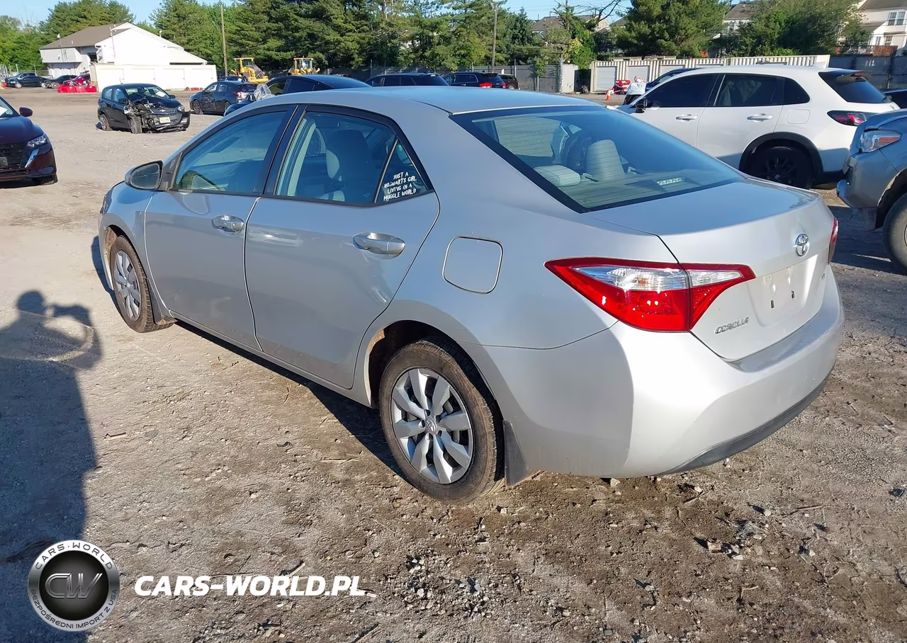2014 Toyota Corolla Le VIN:5YFBURHE0EP067843 - 3
