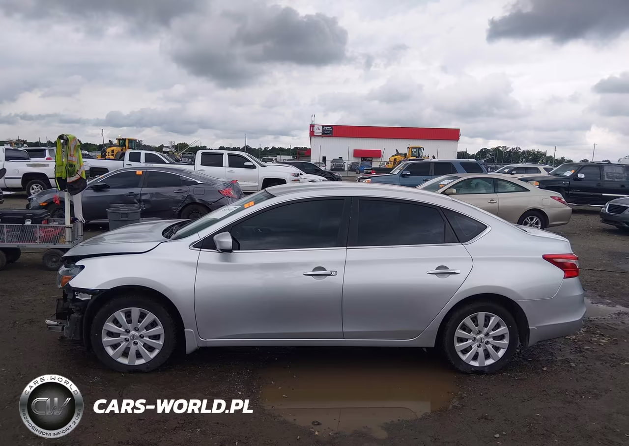 2018 Nissan Sentra S VIN:3N1AB7AP6JY337737 - 14