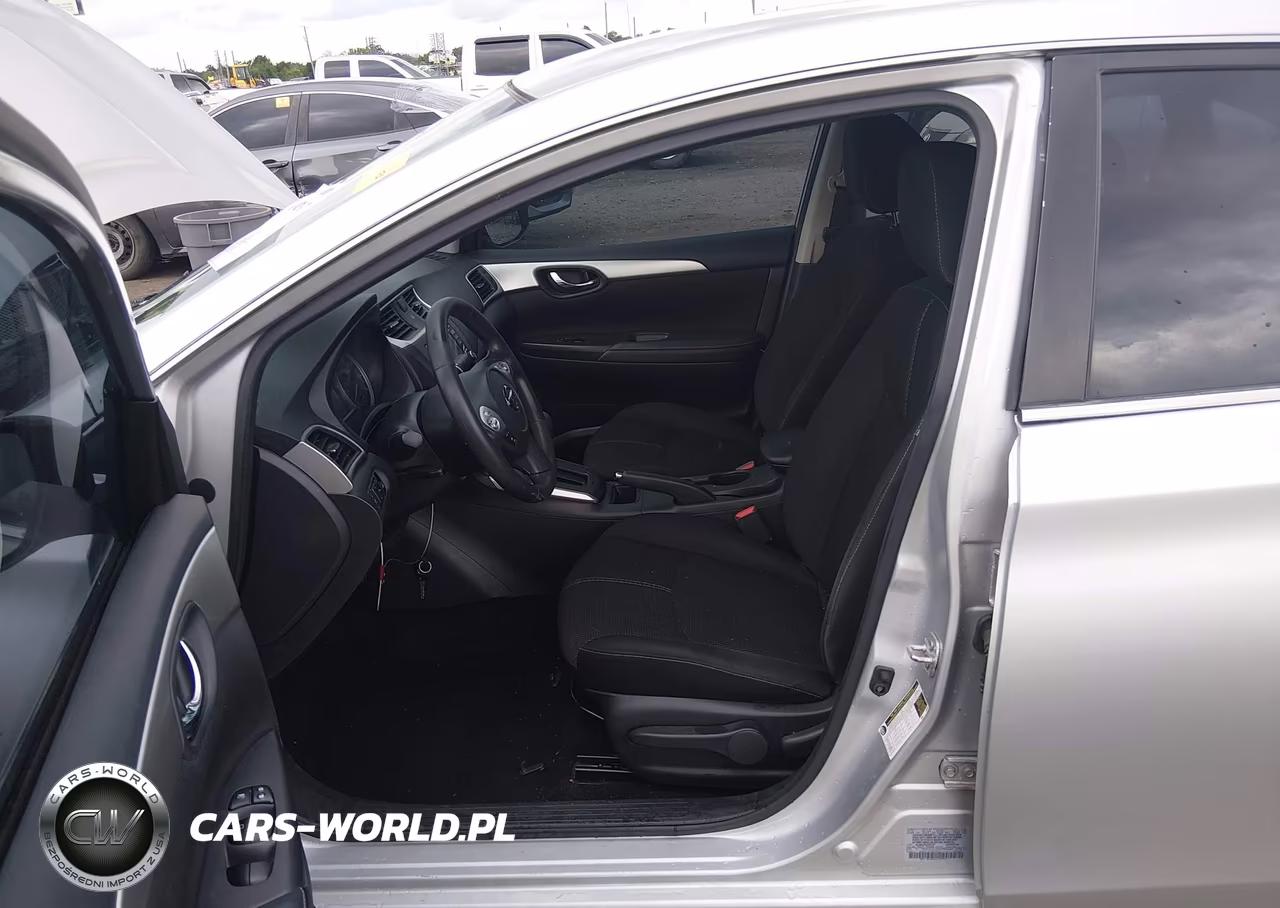 2018 Nissan Sentra S VIN:3N1AB7AP6JY337737 - 17