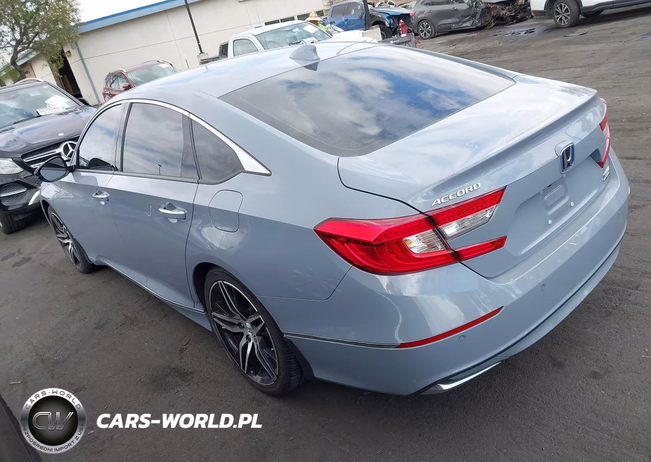 2022 Honda Accord Hybrid Touring VIN:1HGCV3F95NA016428 - 3