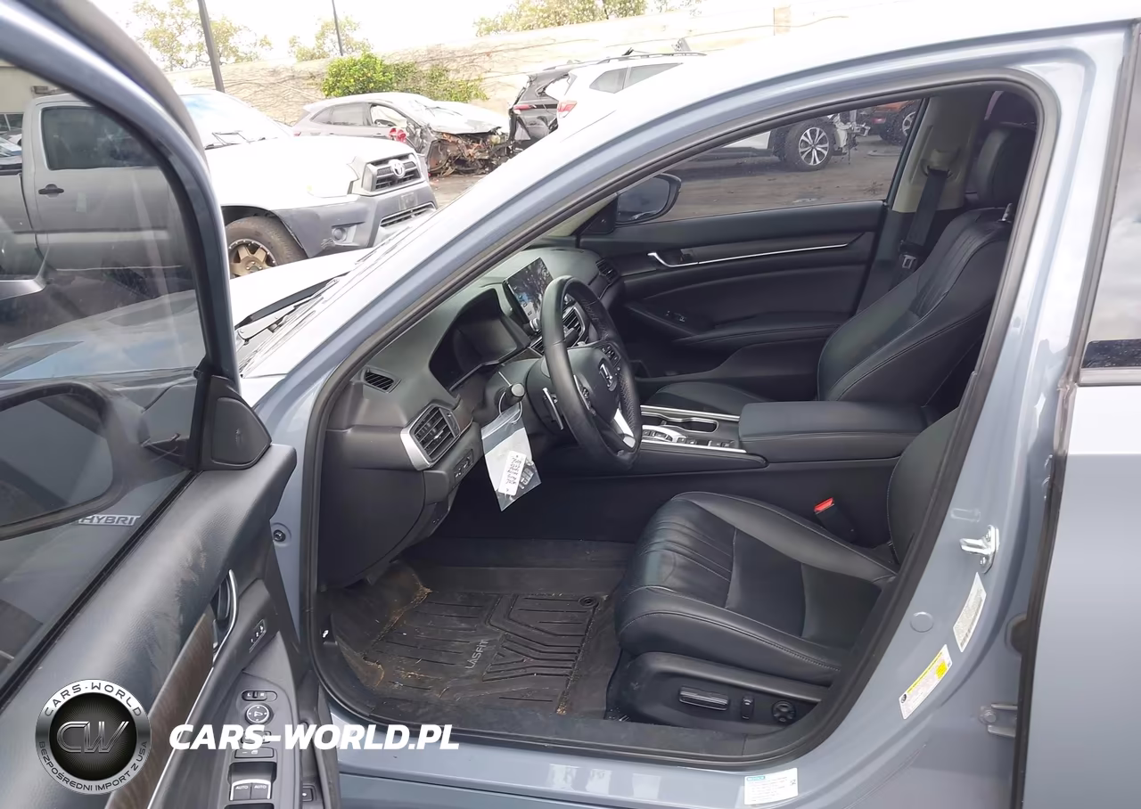 2022 Honda Accord Hybrid Touring VIN:1HGCV3F95NA016428 - 5