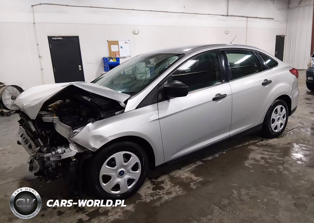 2017 Ford Focus S VIN:1FADP3E28HL213237 - 2