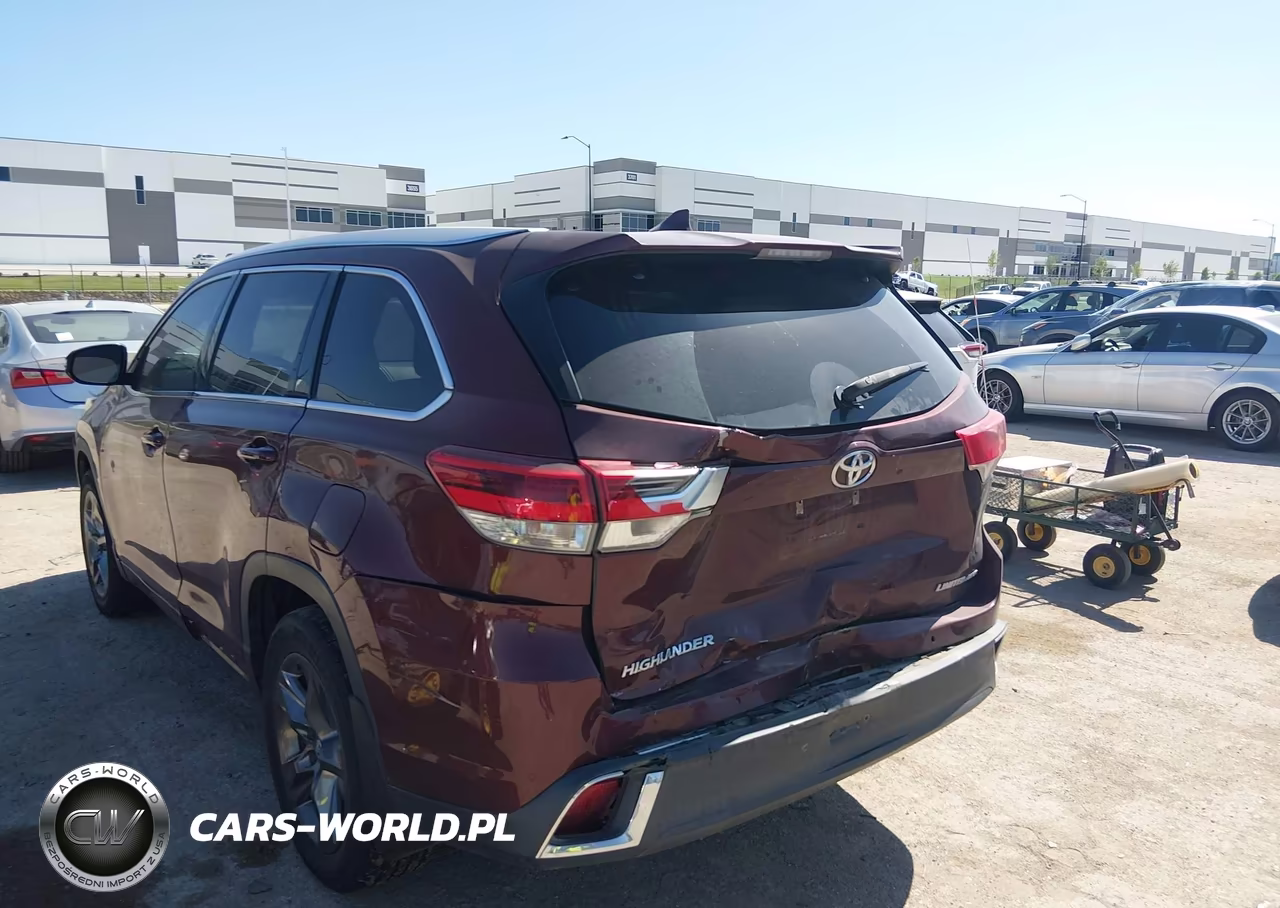 2017 Toyota Highlander Limited Platinum VIN:5TDDZRFH0HS403445 - 3
