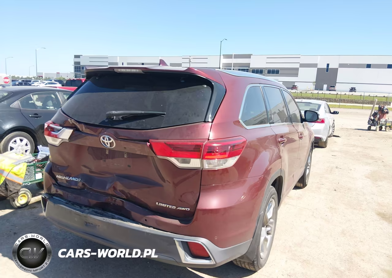 2017 Toyota Highlander Limited Platinum VIN:5TDDZRFH0HS403445 - 4