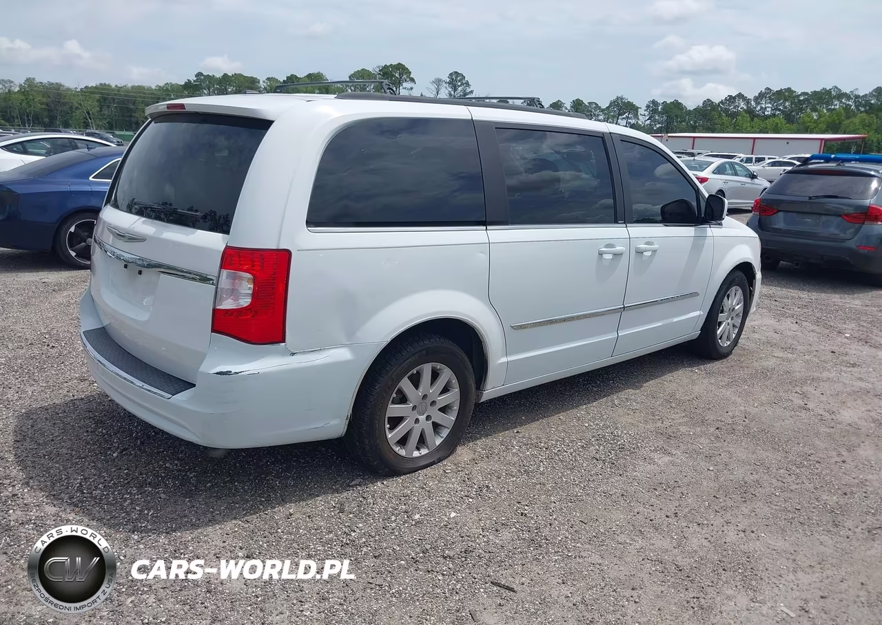 2014 Chrysler Town & Country Touring VIN:2C4RC1BG4ER314729 - 4