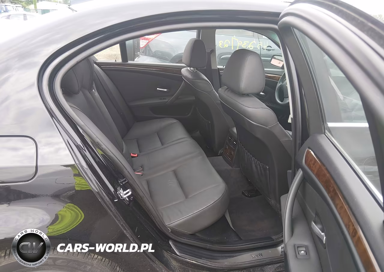 2008 BMW 535Xi VIN:WBANV93568CZ61034 - 8