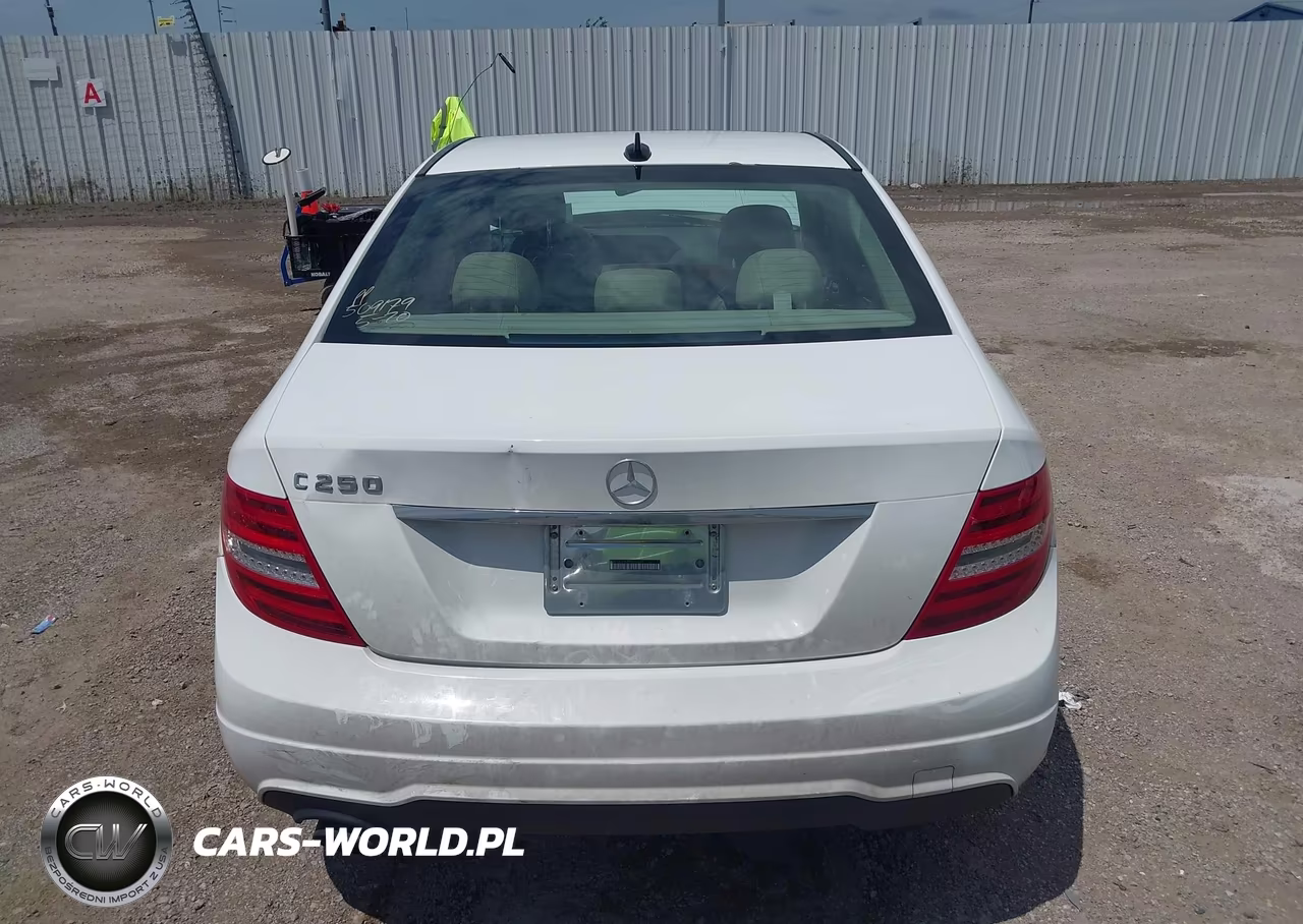 2014 Mercedes-Benz C 250 Sport VIN:WDDGF4HB2EG255327 - 16