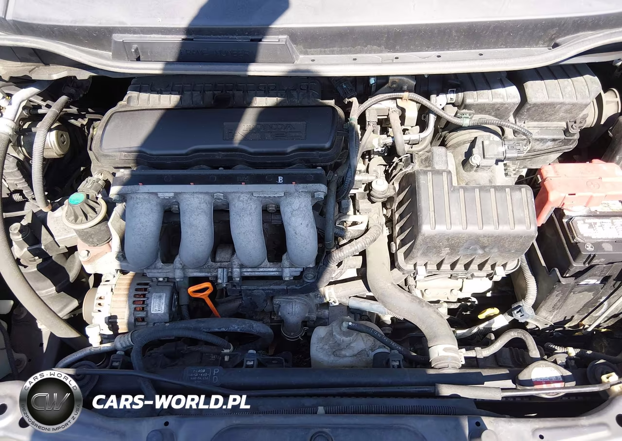 2013 Honda Fit Sport VIN:JHMGE8H50DC046705 - 10