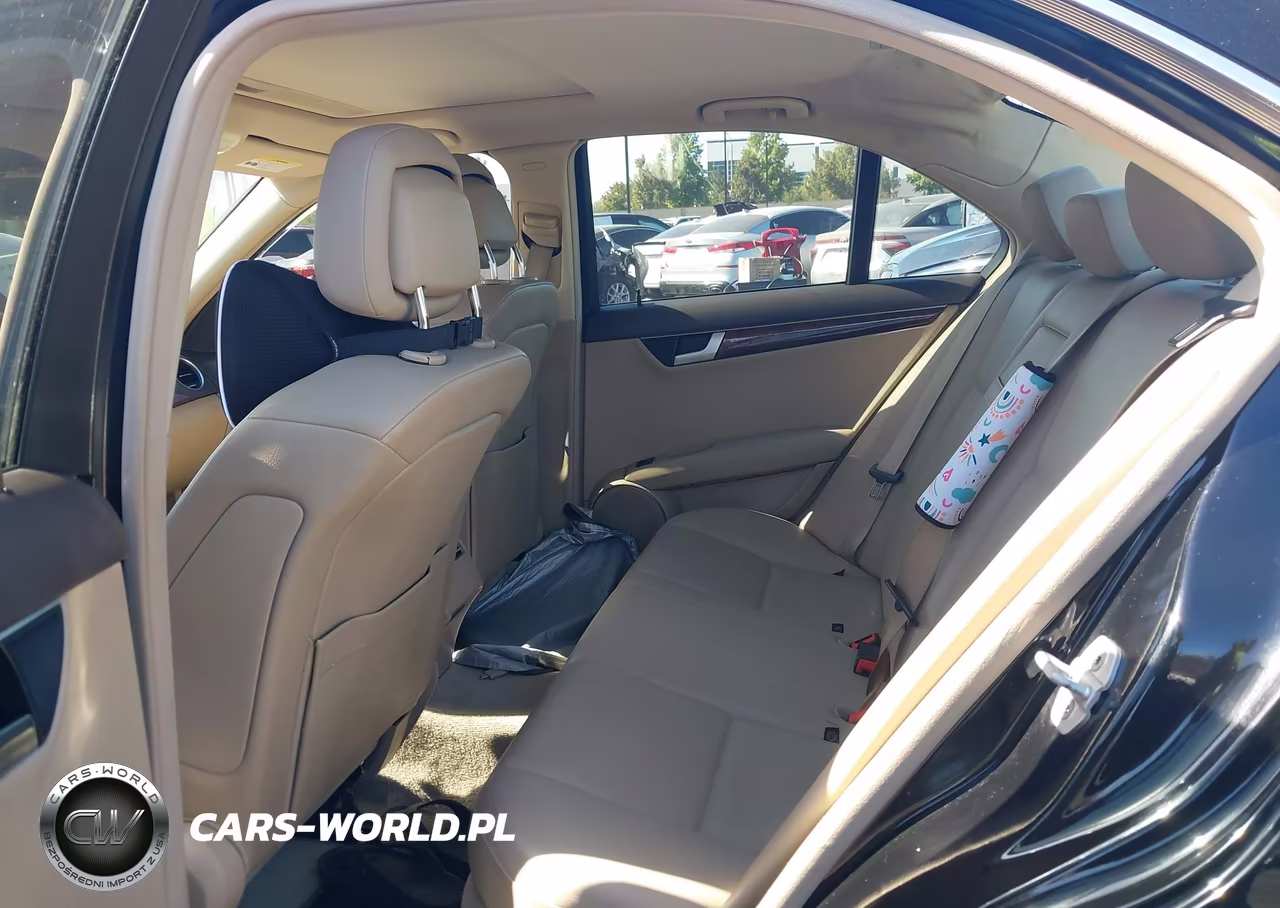 2012 Mercedes-Benz C 250 Sport VIN:WDDGF4HB5CA610734 - 8