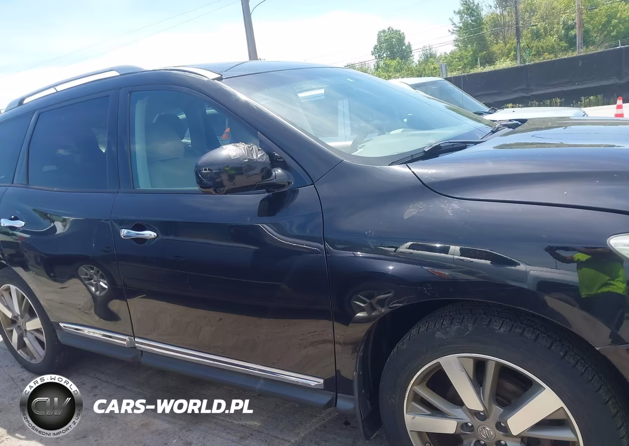 2015 Nissan Pathfinder Platinum VIN:5N1AR2MM0FC624628 - 13