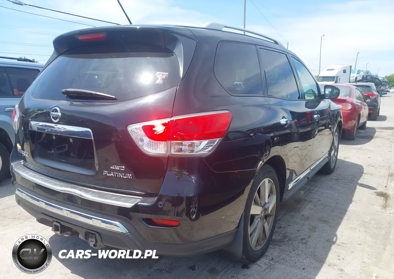 2015 Nissan Pathfinder Platinum VIN:5N1AR2MM0FC624628 - 4