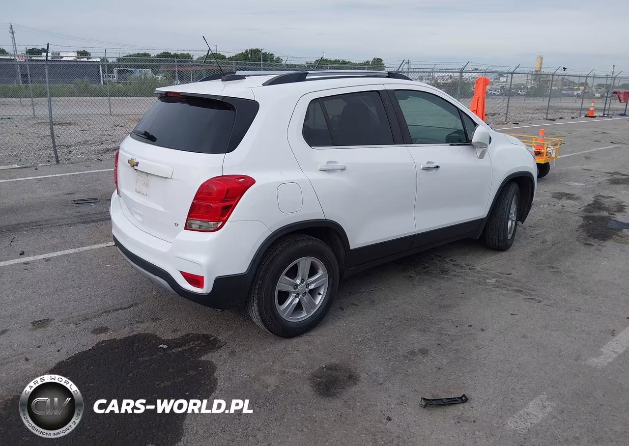2019 Chevrolet Trax Lt VIN:3GNCJLSB8KL255745 - 4
