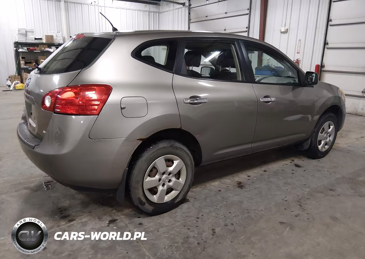 2010 Nissan Rogue S VIN:JN8AS5MVXAW611321 - 4