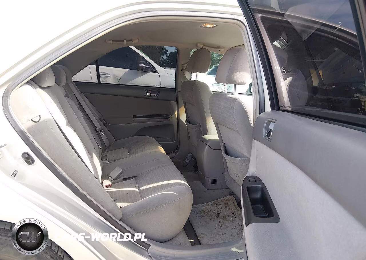 2005 Toyota Camry Le VIN:4T1BE32K05U995028 - 8
