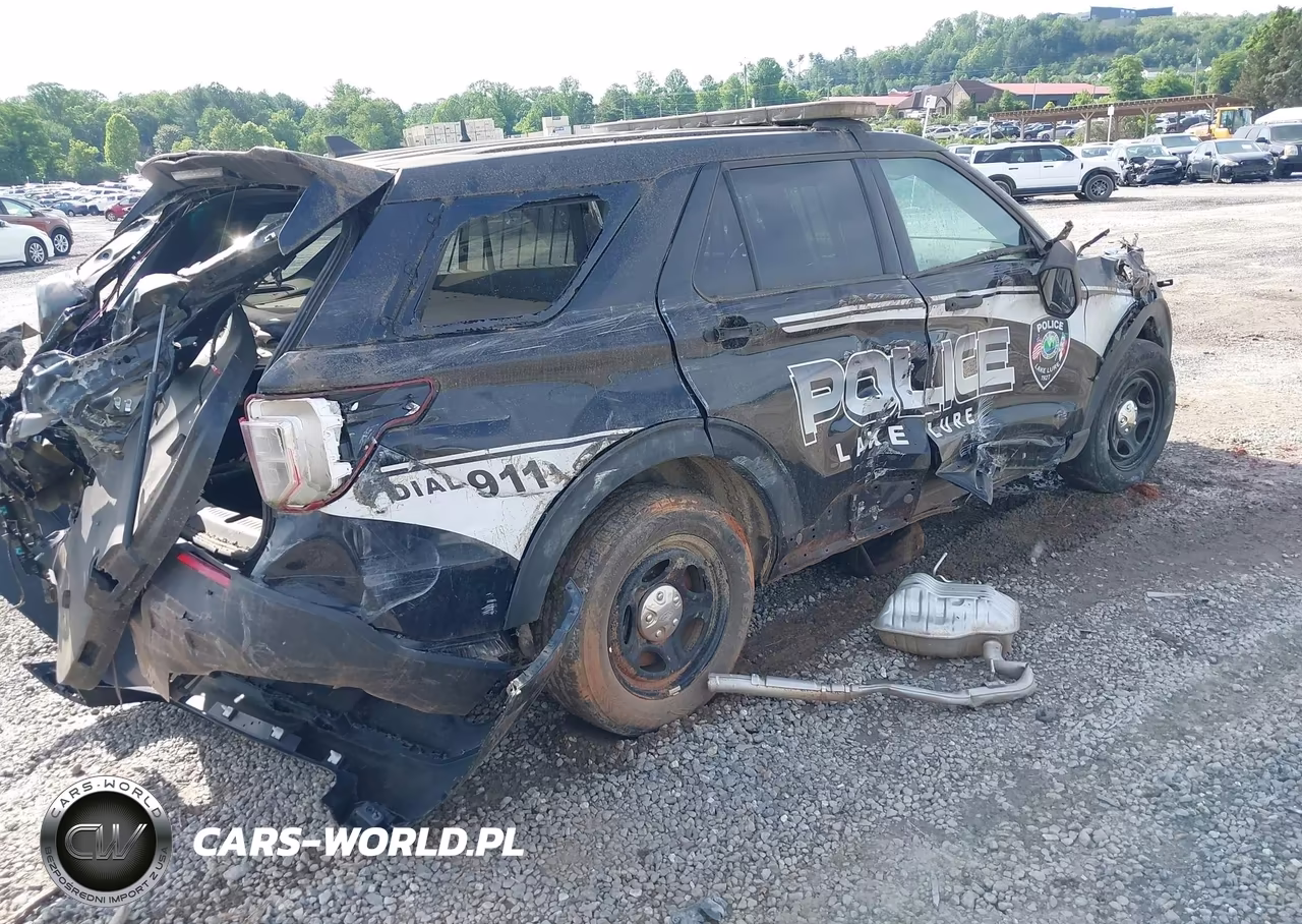 2022 Ford Police Interceptor Utility VIN:1FM5K8AB4NGB23258 - 4