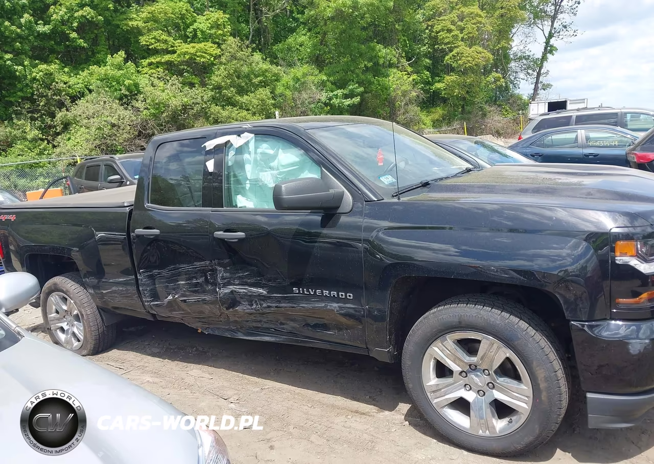 2017 Chevrolet Silverado 1500 Custom VIN:1GCVKPEH5HZ394321 - 13