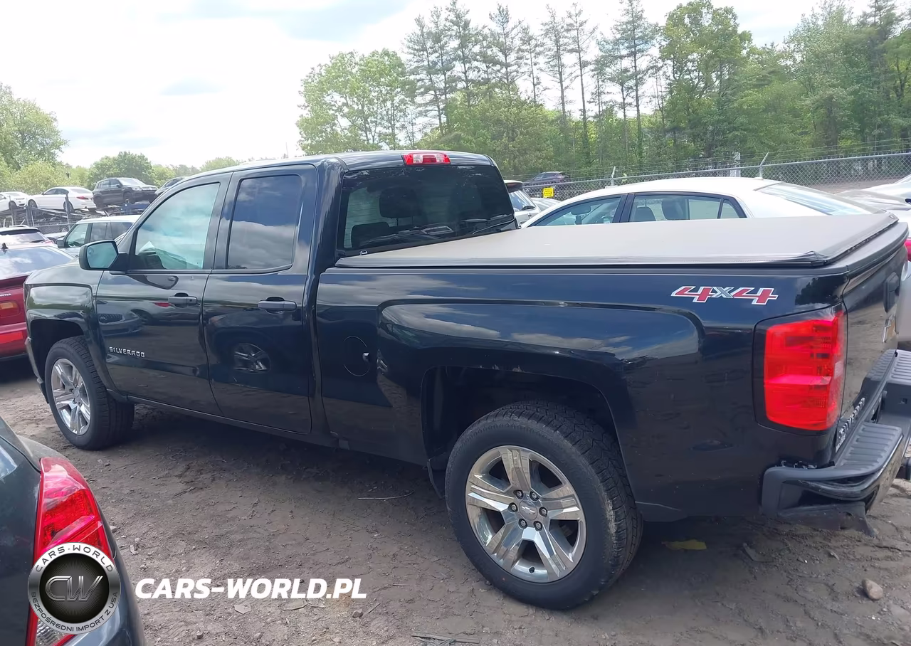 2017 Chevrolet Silverado 1500 Custom VIN:1GCVKPEH5HZ394321 - 14