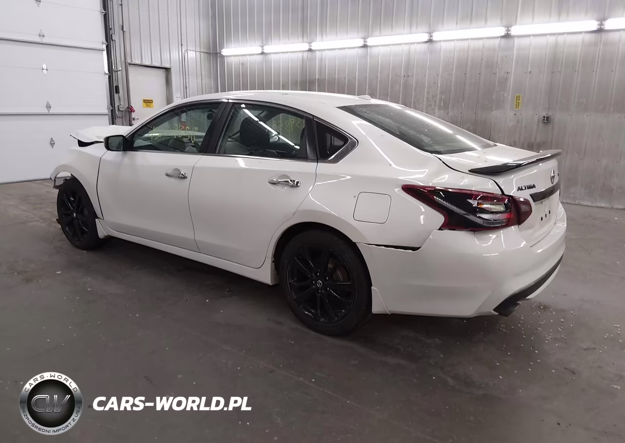 2018 Nissan Altima 2.5 Sr VIN:1N4AL3AP3JC292726 - 3