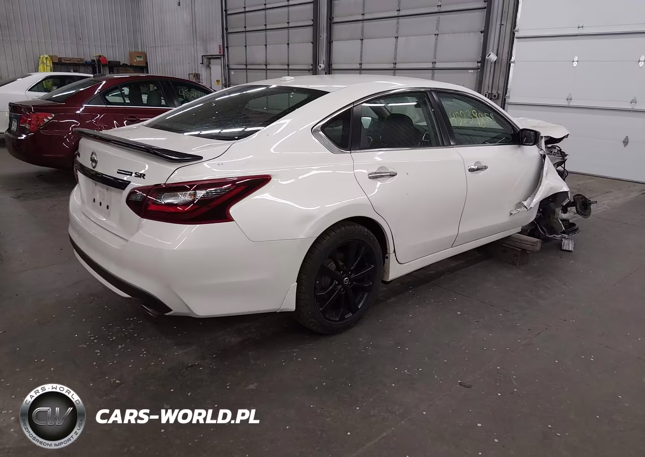 2018 Nissan Altima 2.5 Sr VIN:1N4AL3AP3JC292726 - 4