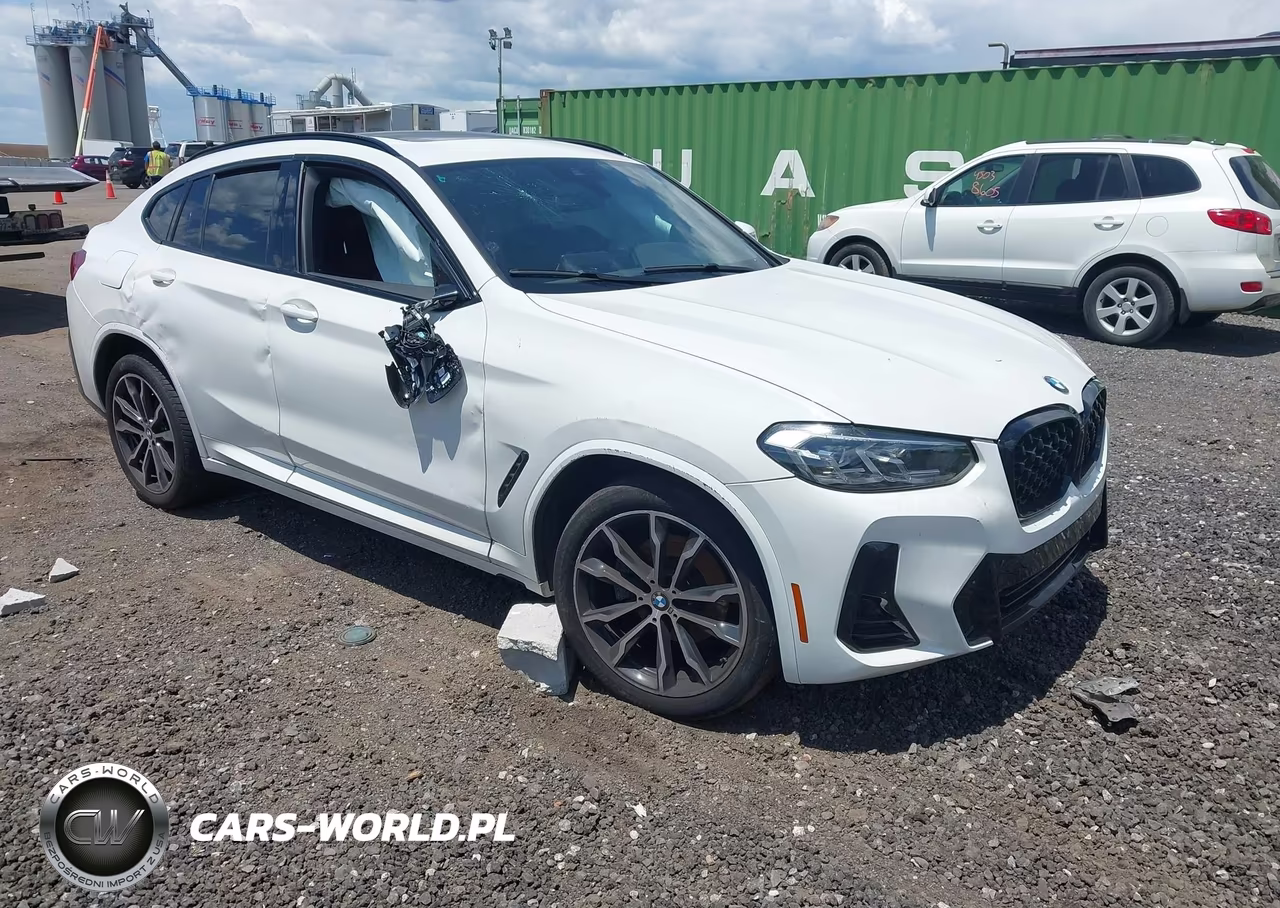 2023 BMW X4 xDrive30I