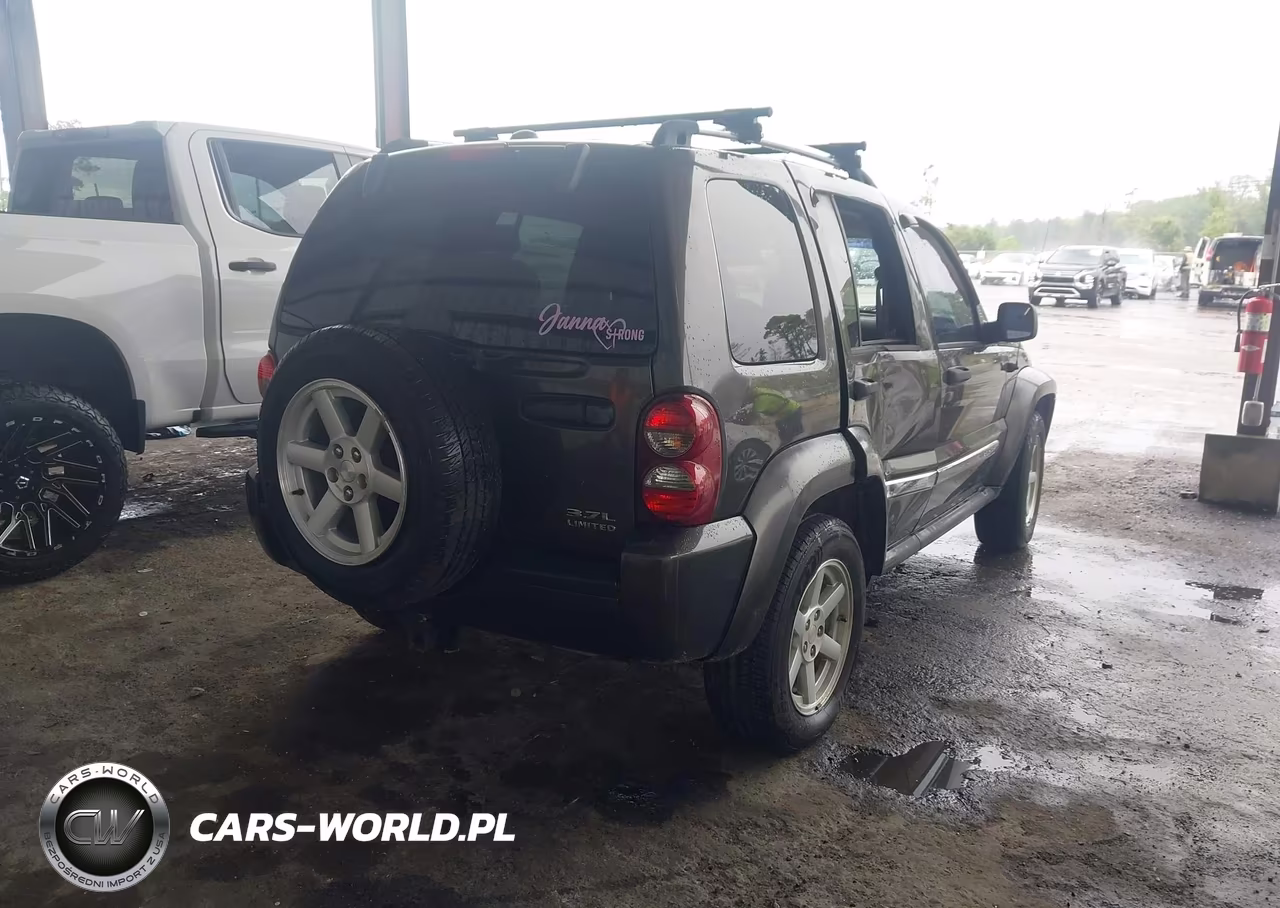 2005 Jeep Liberty Limited Edition VIN:1J4GK58K15W579882 - 4