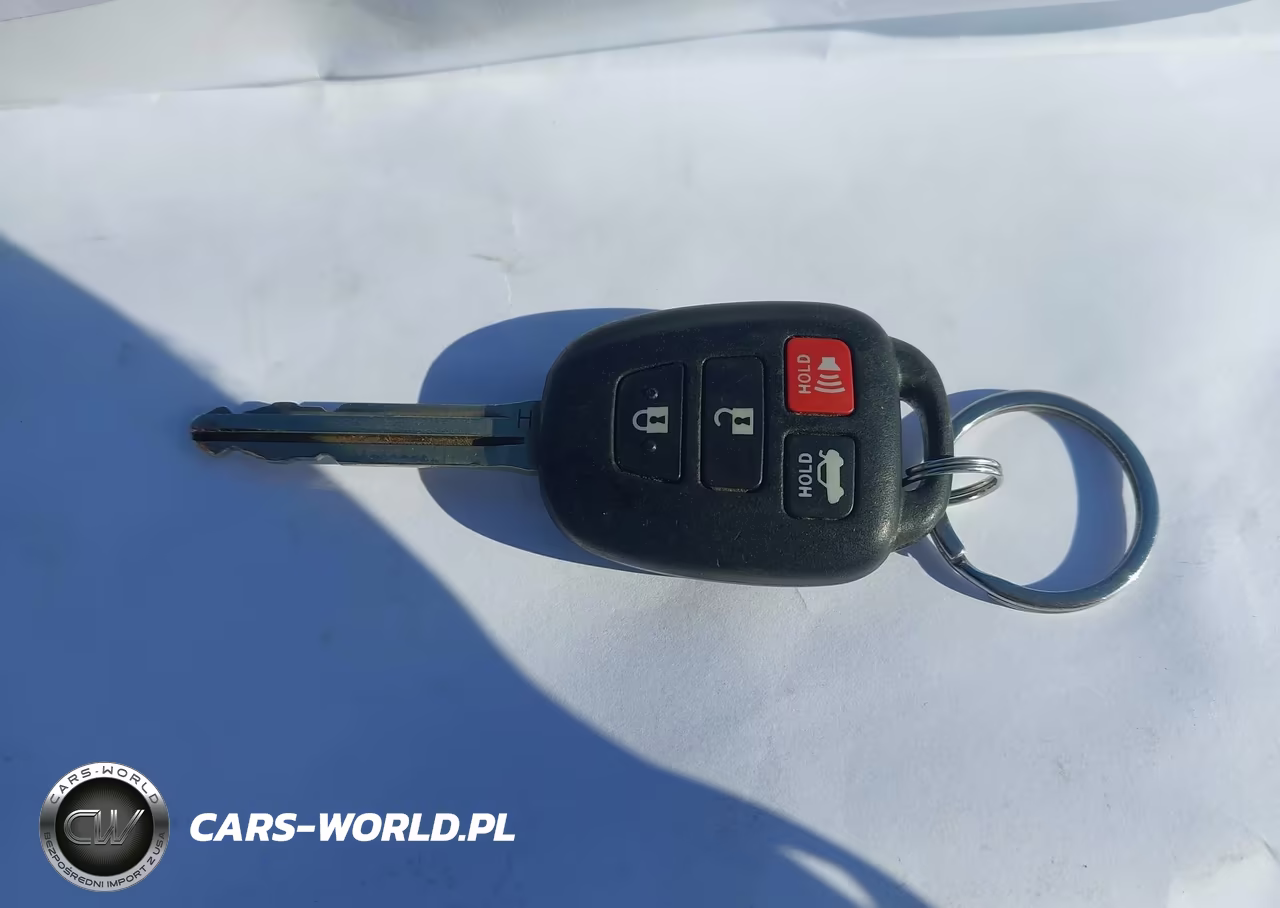 2014 Toyota Corolla Le Plus VIN:2T1BURHE8EC040230 - 11